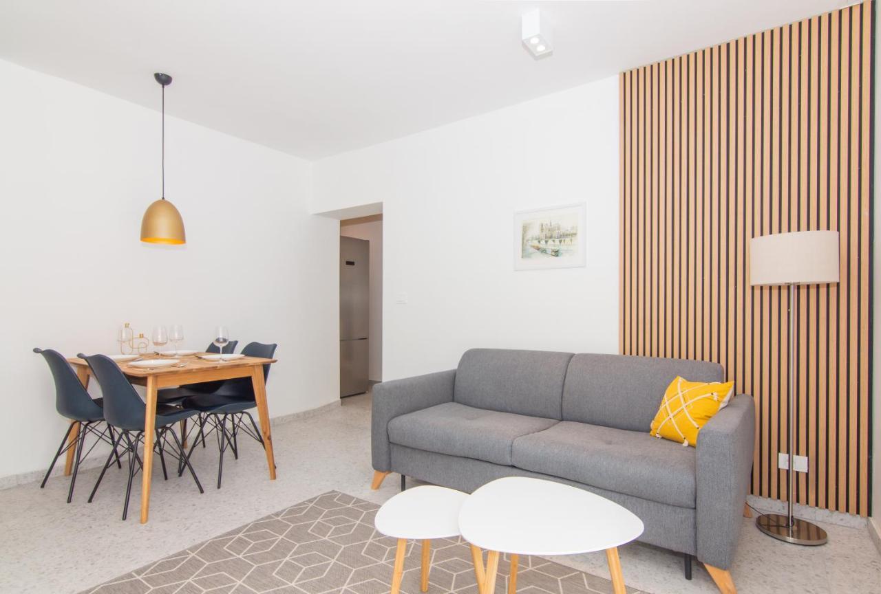 The Rose Garden Apartments Portoroz Bagian luar foto