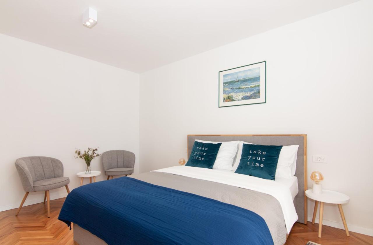 The Rose Garden Apartments Portoroz Bagian luar foto