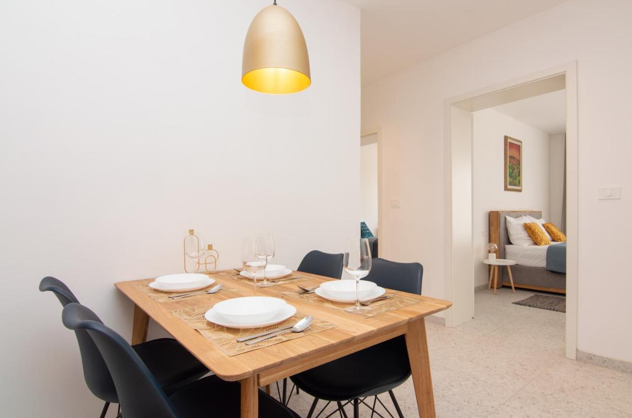 The Rose Garden Apartments Portoroz Bagian luar foto