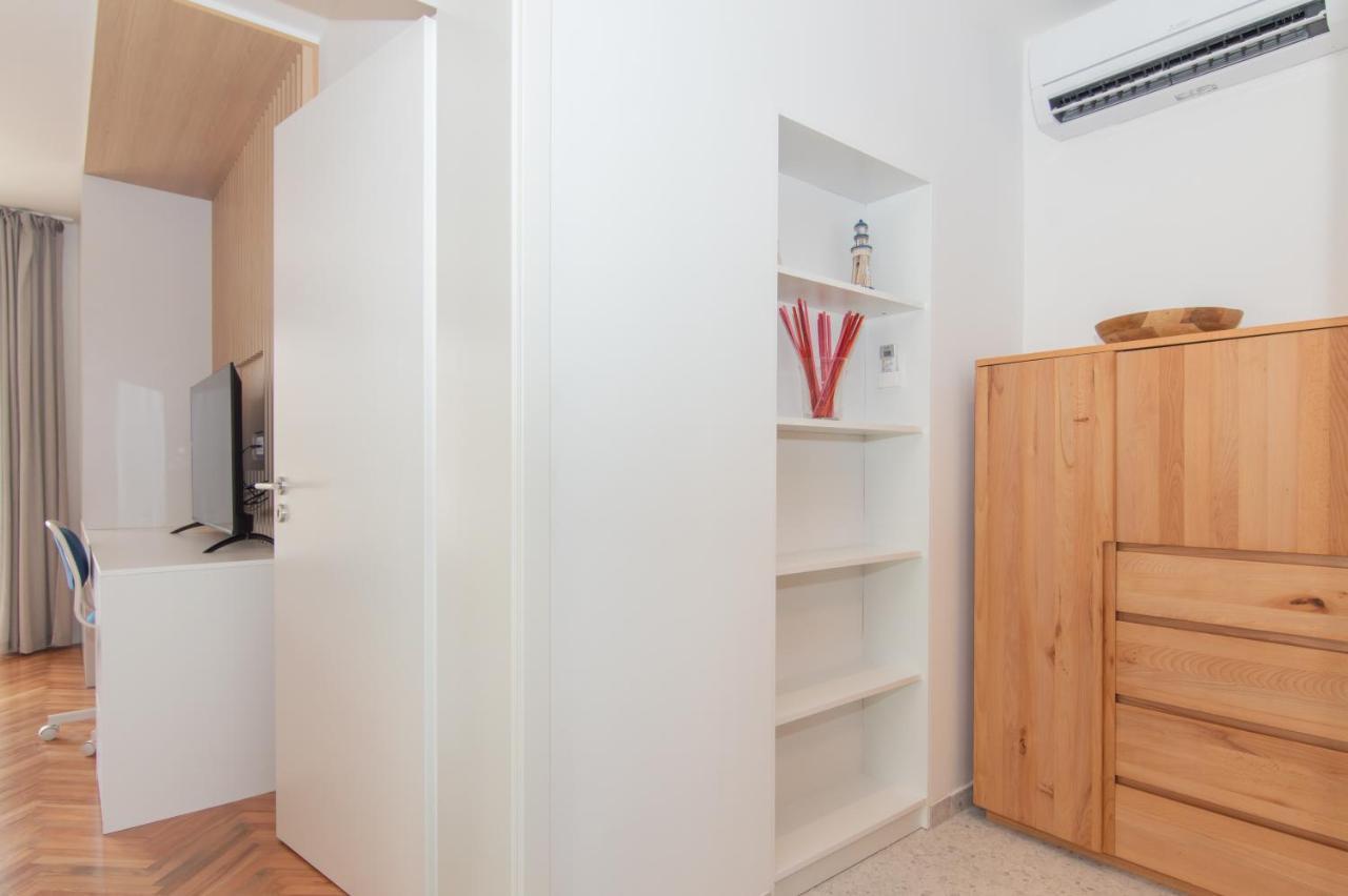 The Rose Garden Apartments Portoroz Bagian luar foto